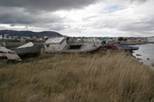 Barcos descansando en Puerto Natales